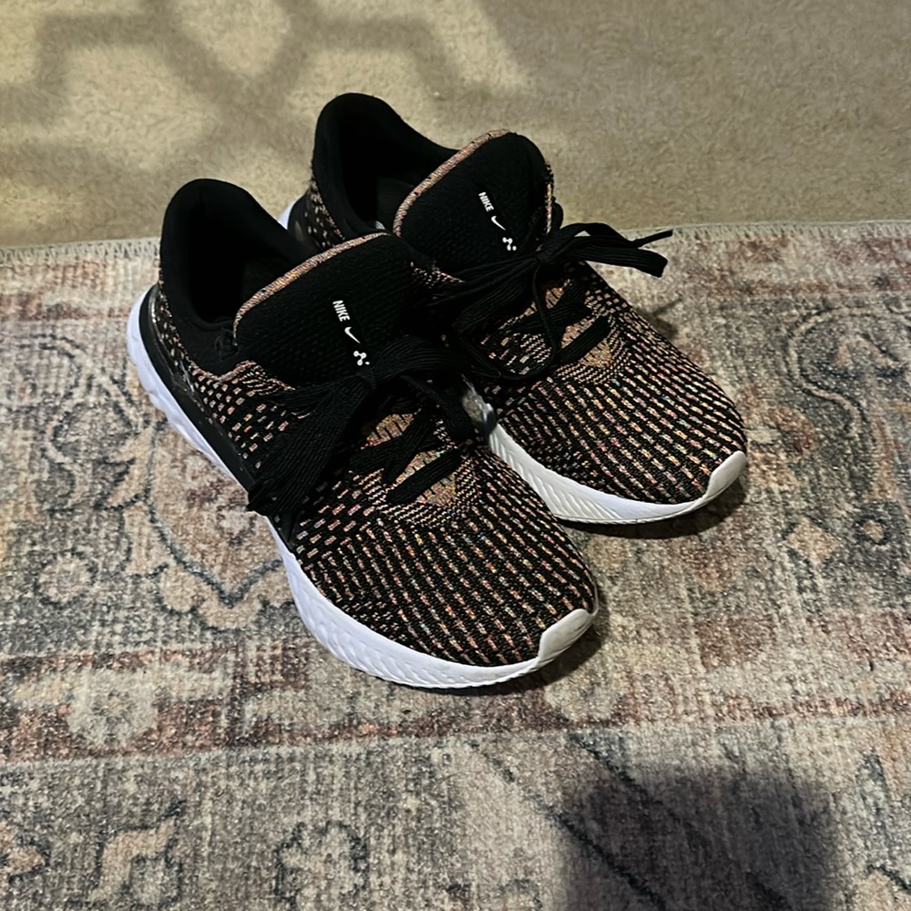 NIKE REACT INFINITY FLYKNIT RUNNING SHOES